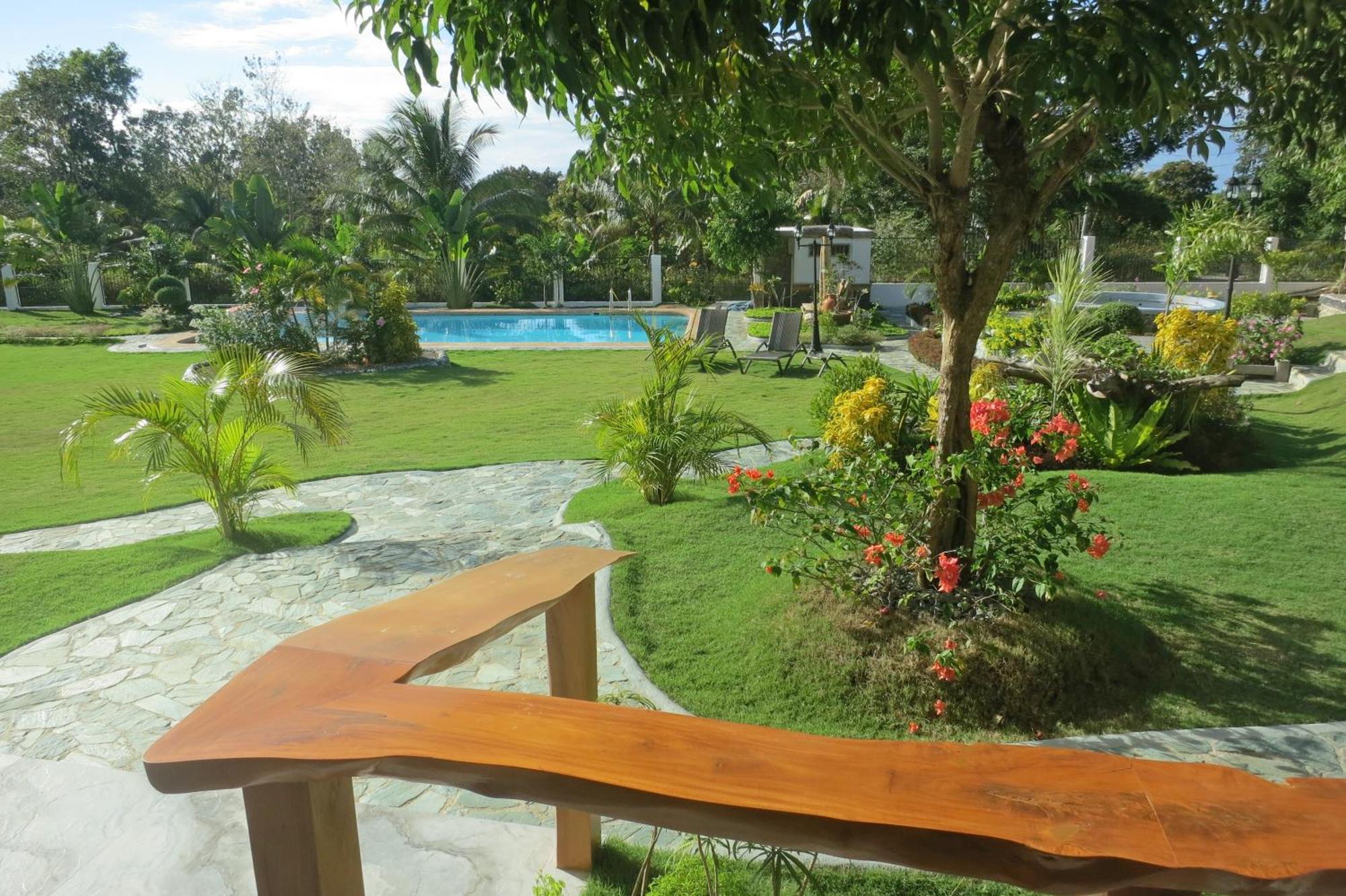 Garden Resort 3*